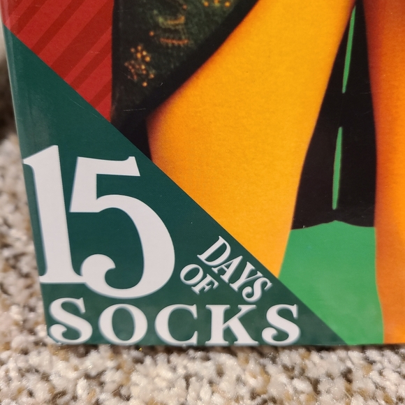 2 for $30 Men's ELF 15 Days of Socks Advent Calendar Christmas Size 6-12 NEW - Picture 2 of 6